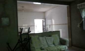 Imagem: Otima e ampla casa em lote inteiro no bairro