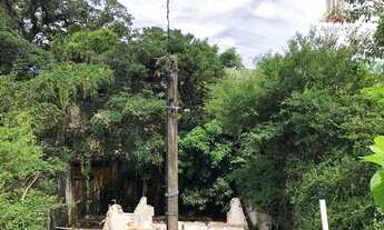 Imagem 3: Terreno com 22 metros de frente a venda no Bairro Teresópolis em Porto Alegre