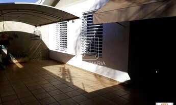 Imagem 2: Casa (térrea na rua) 4 dormitórios/suite, cozinha planejada