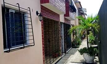 Imagem 3: Apartamento em privê 1 andar na Av costa azul 3 quartos