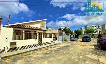 Imagem 2: Casa com 3 quartos (sendo 1 suíte) - sala de estar/jantar - garagem para 3 carros e quinta