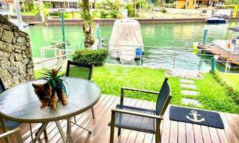 Imagem: Condomínio Portogalo - Casa no Canal com