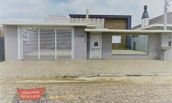 Imagem 4: Casa nova com piscina, bem localizada no centro de Imbé