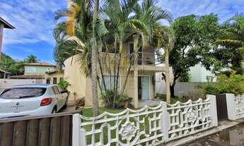 Imagem 2: Casa em Buraquinho em condomínio fechado