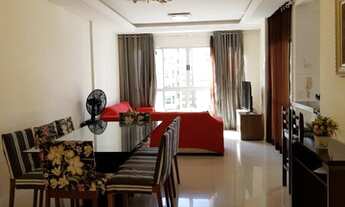 Imagem 5: Excelente localização, 03 suítes, 02 vagas de garagem no centro de Meia Praia - Itapema!