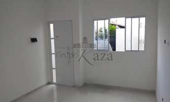 Imagem 4: Casa - Venda - Cidade Salvador - Jacareí - 2 Dormitórios - 63m² - 2 vagas de Garagem - Qui