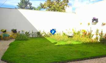 Imagem 4: Linda Casa Térrea no Jardim Karaíba com Ampla Área de Lazer