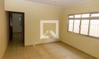 Imagem: Casa à Venda - Centro, 2 Quartos, 150 m2