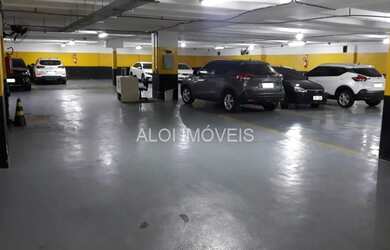 Imagem 5: Prédio do lado da estação linha marela, Fradique Coutinho cinco minutos da Av Paulista. Es