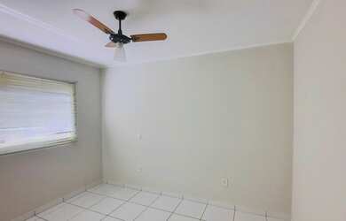 Imagem 5: Apartamento compacto e funcional para venda, ideal para casais ou estudantes