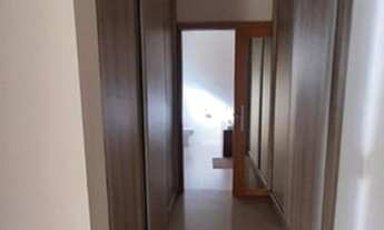 Imagem 5: Casa de condomínio para venda possui 220 metros quadrados com 3 quartos