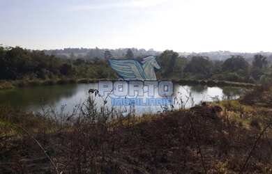 Imagem 6: Área próxima do Águas Virtuosas com lagoa e cinco tanques