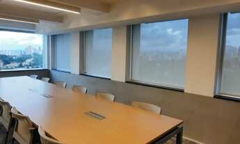 Imagem 7: Andar corporativo mobiliado