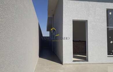 Imagem 4: Casa para Venda em Atibaia, Planalto Tanque, 2 dormitórios, 1 suíte, 2 banheiros, 1 vaga