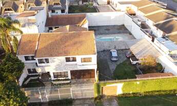 Imagem 3: Excelente residência em terreno de 1200m2 com piscina