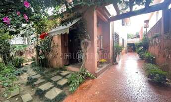 Imagem 2: Brooklin , 300m² de terreno, ampla casa , construção sólida, para modernização