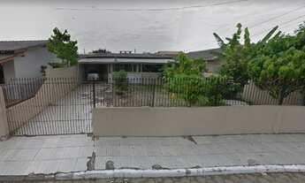 Imagem: Casa para venda possui 80 metros quadrados