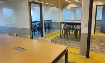 Imagem 6: Andar corporativo mobiliado