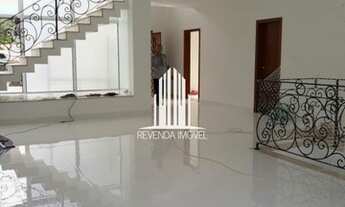 Imagem 2: Casa à venda no condomínio Tarumã em Santana de Parnaíba com 4 suítes