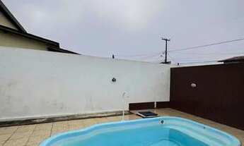 Imagem 3: Casa de condomínio para aluguel possui 200 metros quadrados com 3 quartos