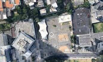 Imagem 2: Lote a venda/aluguel no meio da av. acm