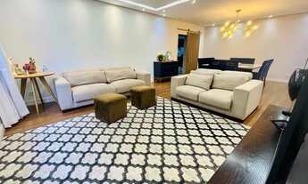 Imagem 1: Amplo apartamento 3 dormitórios com dependência no Gonzaga - Santos