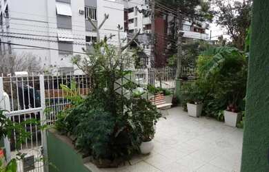 Imagem 2: Casa para venda com 170 metros quadrados com 3 quartos em Auxiliadora - Porto Alegre - RS