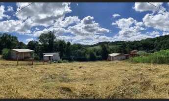 Imagem: Chácara 1038 M2 com Rio do Salto ao fundo