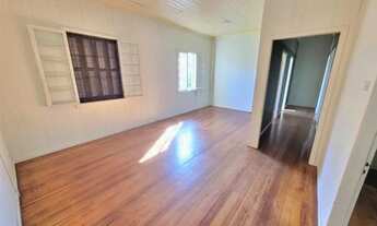 Imagem 2: CAXIAS DO SUL - Casa Padrão - MEDIANEIRA