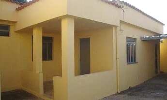 Imagem 2: CASA DE 02 QUARTOS NO MILIONÁRIOS