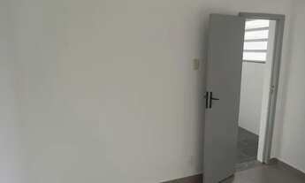 Imagem 7: Quitinete / Conjugado - Quarto, banheiro, cozinha e área de serviço