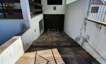 Imagem 2: Casa com 333m² no bairro passo da areia