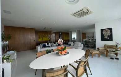 Imagem 7: Apartamento para venda com 204 metros quadrados com 4 quartos em Horto Florestal - Salvado