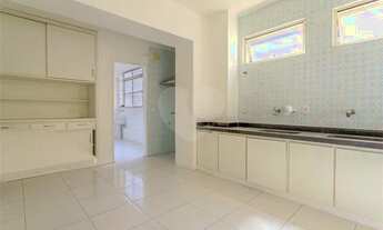 Imagem 3: Apartamento para aluguel e venda possui 180 metros quadrados com 3 quartos