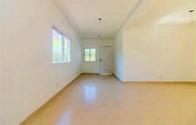 Imagem 3: Casa para venda tem 110 metros quadrados com 3 quartos em Bela Vista - Alvorada - RS