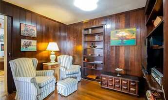 Imagem 6: Apartamento com 101 m² de área privativa, possui 2 dormitórios, sendo um suíte e uma vaga