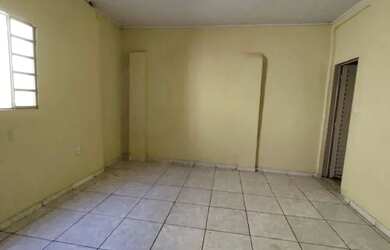 Imagem 7: Casa para venda possui 128 metros quadrados com 3 quartos em Jardim Roriz - Brasília - DF