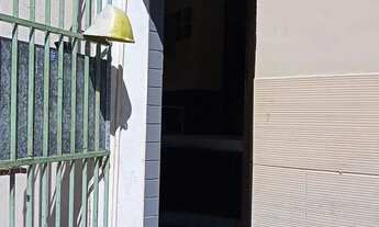 Imagem 3: ALUGO. PEQUENA SUIT SO PRA MOÇAS