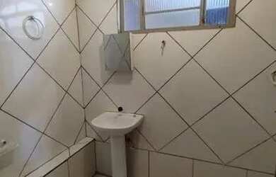 Imagem 6: Casa para venda possui 128 metros quadrados com 3 quartos em Jardim Roriz - Brasília - DF