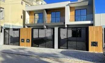 Imagem: Casa com 91m² e 2 dormitórios no bairro