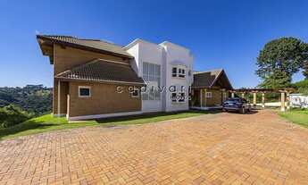 Imagem 2: Casa Alto Padrão, 5 suítes no Alto da Vila Inglesa em Campos do Jordão