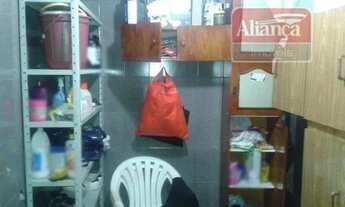 Imagem 2: Apartamento com 2 dormitórios à venda, 65 m² por R$ 250.000,00 - Centro - Niterói/RJ