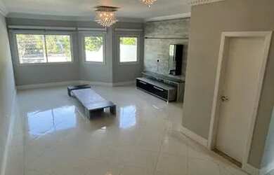 Imagem 5: Casa de Condomínio com 3 Quartos e 5 banheiros à Venda, 300 m² por R$ 2.450.000