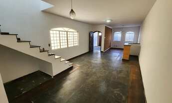 Imagem 3: Casa Sobrado Centro Jacareí - $ 370mil