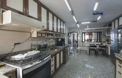 Imagem 13: 1 2 9 8 2 1 0 4 9 6 2 ..Apartamento para venda possui 198 metros quadrados com 4 quartos