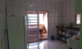 Imagem 4: Vendo casa na Rua Bela Vista, nº86, Centro Catuji-MG, casa com 6 Comôdos