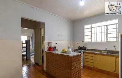 Imagem 3: Casa com 3 Quarto(s) e 2 banheiro(s) para Alugar, 100 m² por R$ 900 / Mês