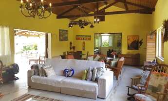 Imagem: Espaçosa casa plana com 6 suítes, com