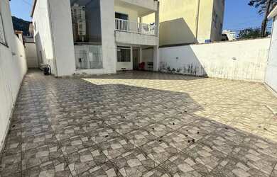 Imagem 4: Casa para venda em Marapé com 4 quartos, sendo 4 suítes , 200m²