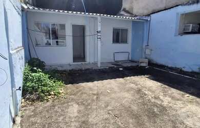 Imagem: Casa com 2 quartos em Venda da Cruz - São